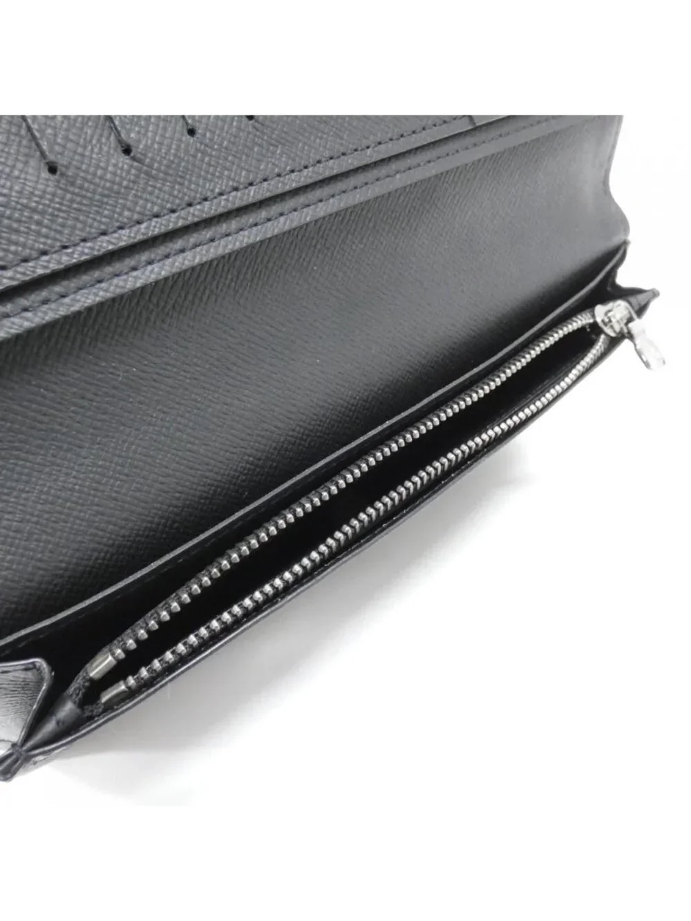 Louis Vuitton Monogram Eclipse Portefeuille Brazza Wallet